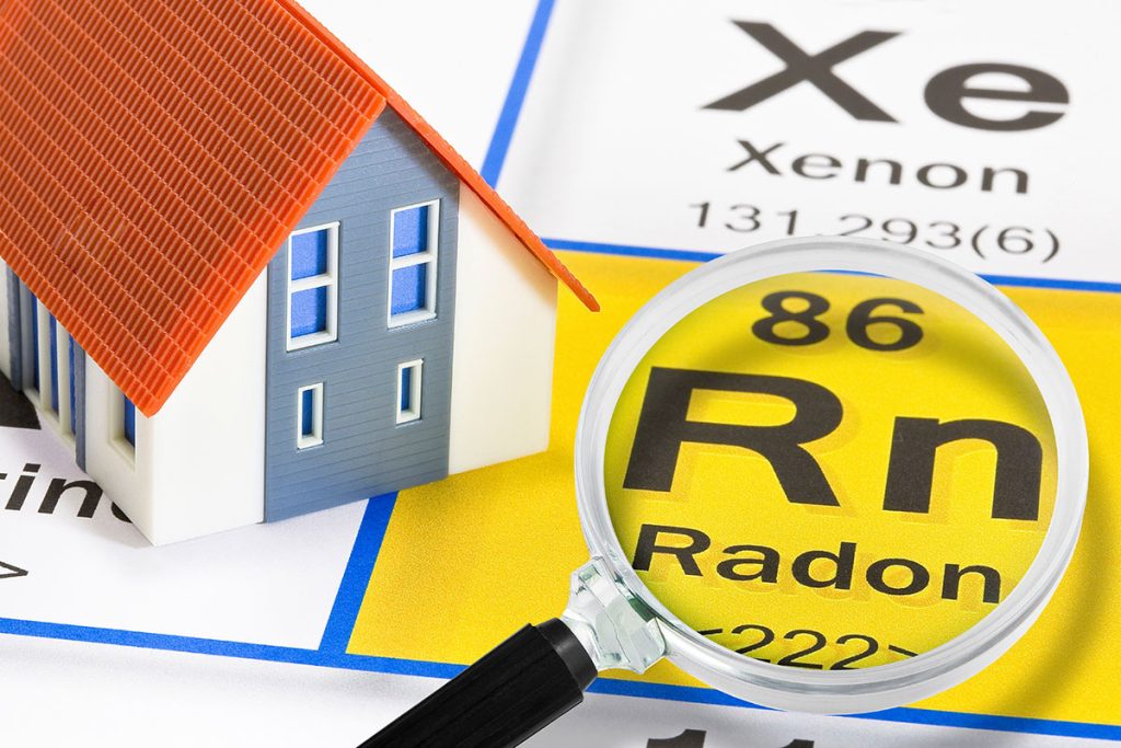 Illustration av radonkontroll. Radon i fastighet och i det periodiska systemet.