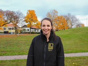 Maeva Hachem, VD på Bredablick Förvaltning i Uppsala, Satsar på hållbarhet inom fastighetsskötsel och förvaltning, och även på social hållbarhet.